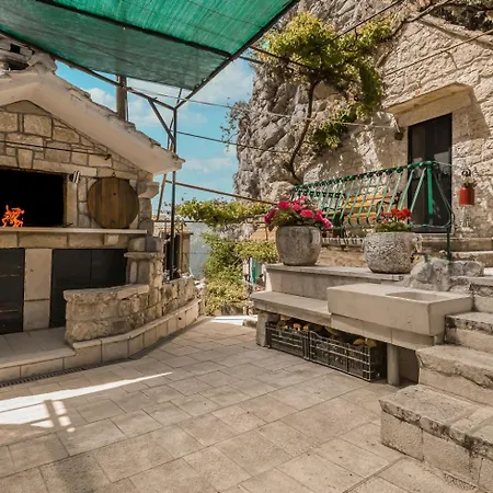 Mini Stone House Domek alpejski *