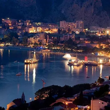 Alpstuga Mini Stone House