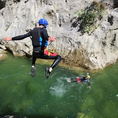 Alpstuga Mini Stone House *