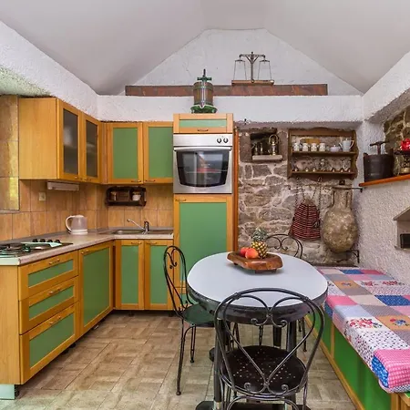 Chalet Mini Stone House Omis