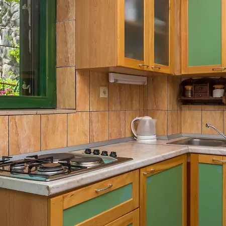 Mini Stone House Alpstuga Omiš